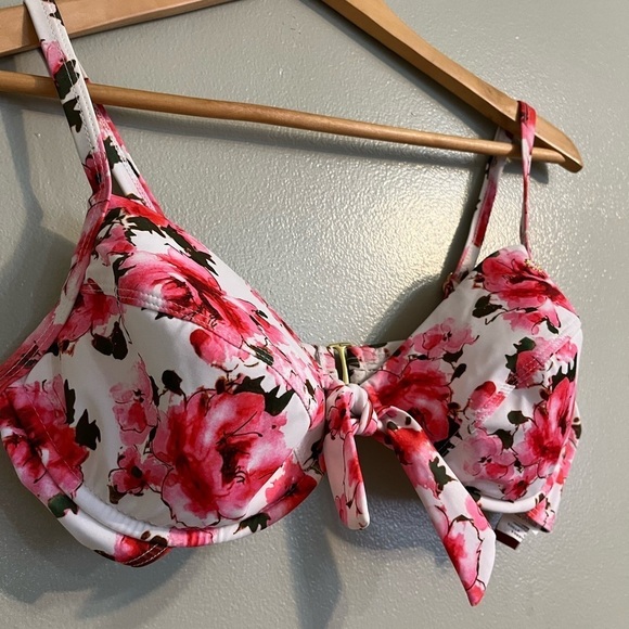 Guess Womens Floral Red Swim Suit Bra Top size 34D - Picture 3 of 9